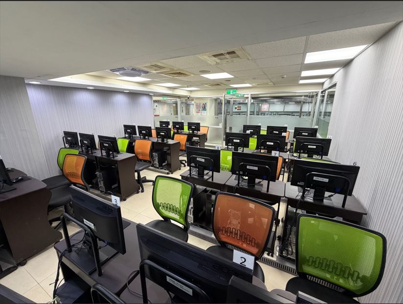 台北東區電腦教室｜捷運忠孝復興旁、專人管理、頂級軟硬體