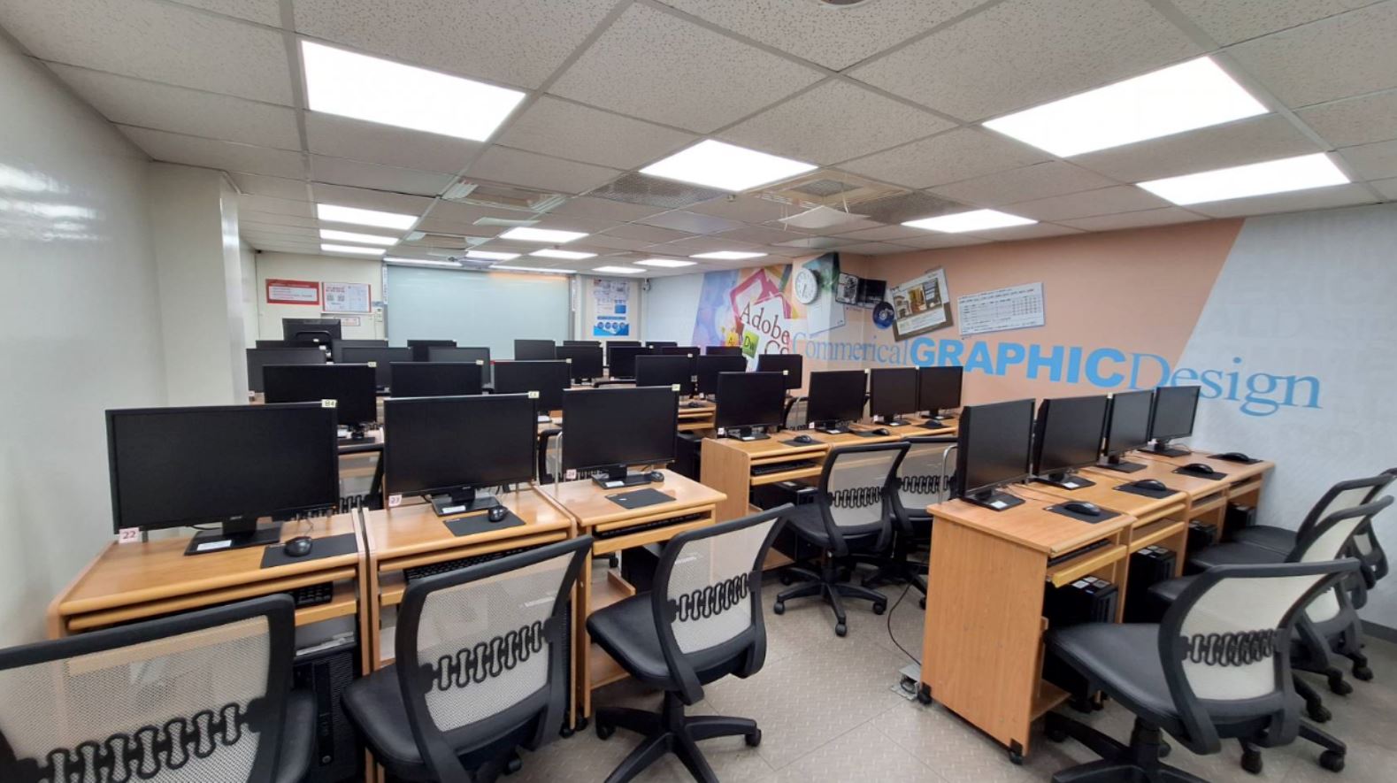 士林電腦教室｜捷運站旁、專人管理、商圈機能便利