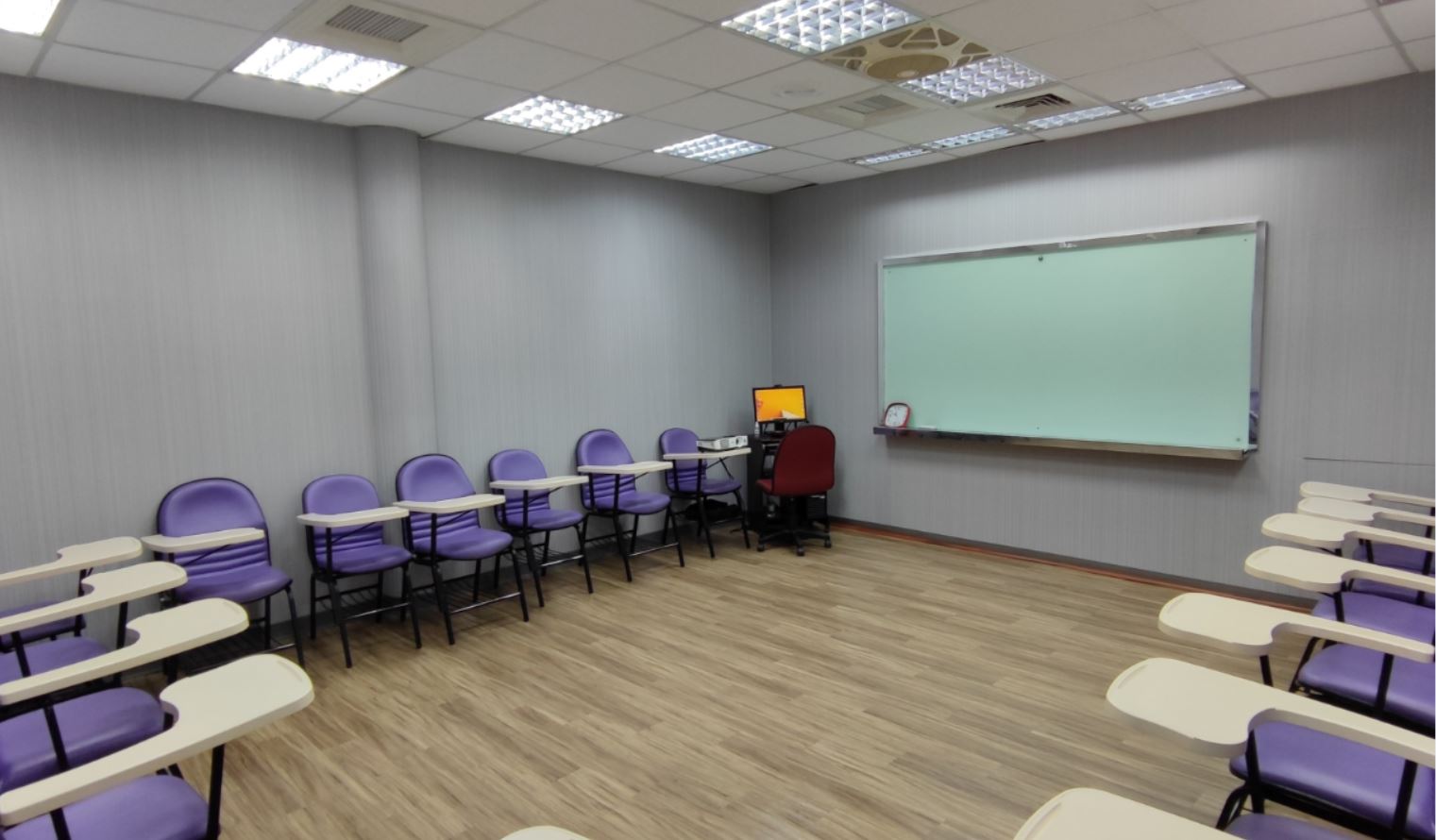 羅東電腦教室｜羅東站前、專人管理、設備新、東部最優選