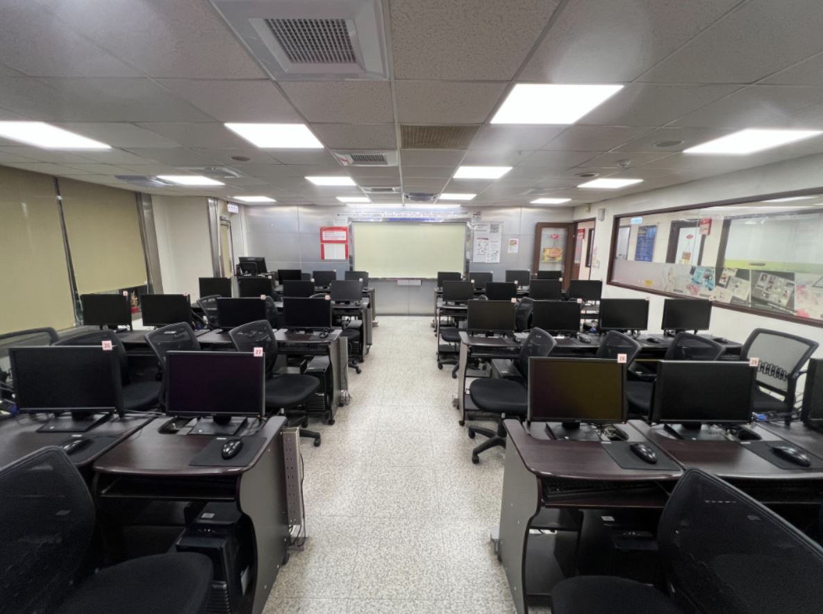 板橋電腦教室｜府中商圈核心、專人管理、考試訓練首選